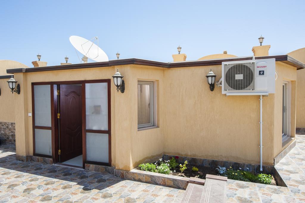 Sunny Seaside Villa Hurghada Bagian luar foto