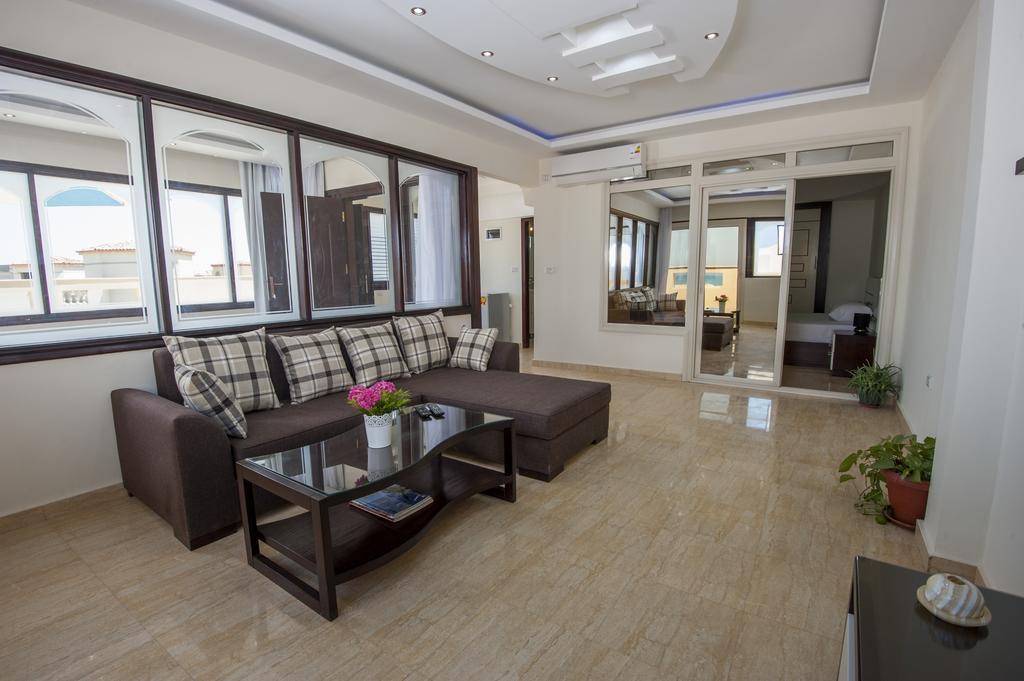 Sunny Seaside Villa Hurghada Bagian luar foto