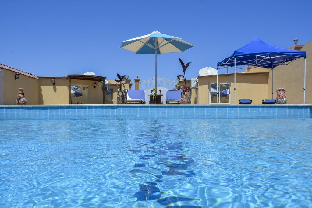 Sunny Seaside Villa Hurghada Bagian luar foto